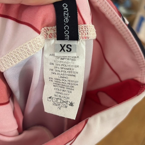 Onzie Flow High Rise Flower Child Leggings - Picture 5 of 5